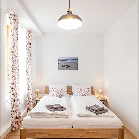Markt Eins Gaestezimmer 3*